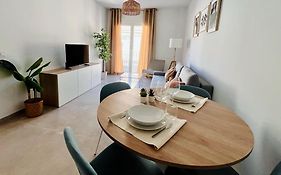 Lovely Apartment Close By City Center